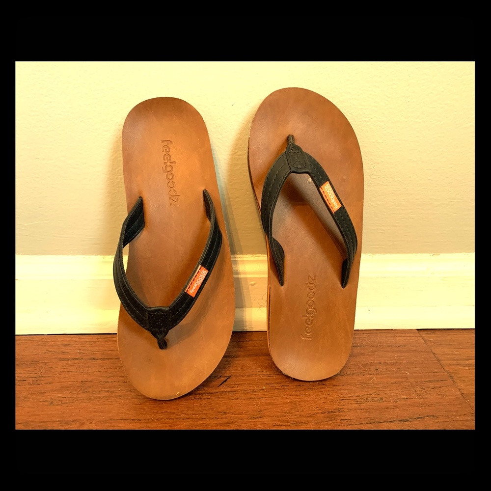 Feel Goodz Memory Leather flip-flops